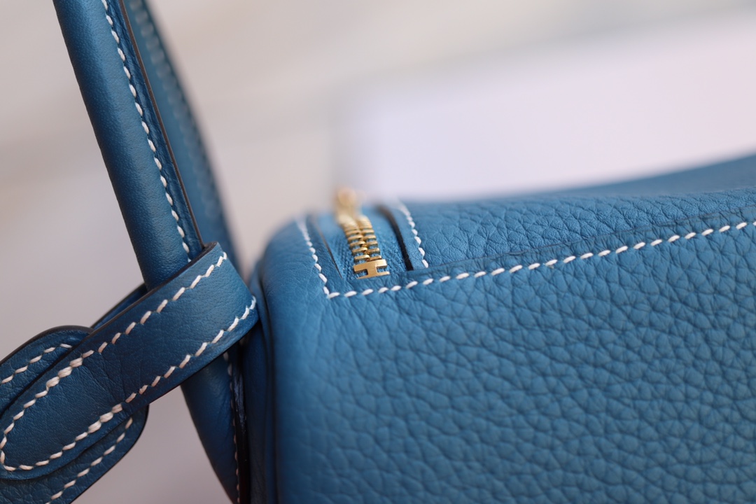 에르메스 미니 린디백19 블루드플루스 금장 끌레망스 가죽